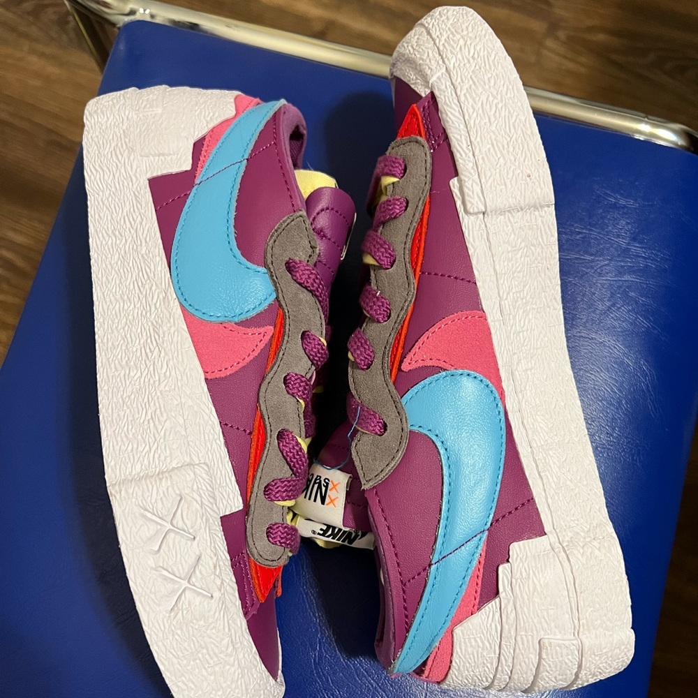 Size 8 Nike KAWS Sacai Blazer Low